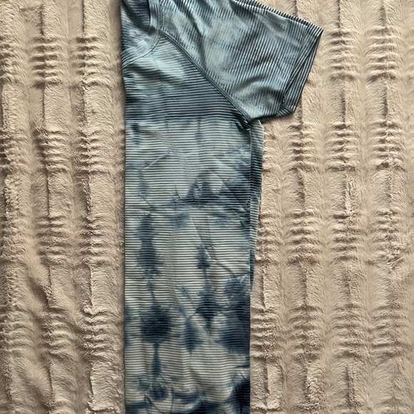 Lululemon Swiftly Tech Size 6 - Picture 3 of 3